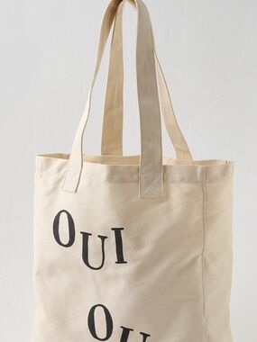aerie Oui market tote